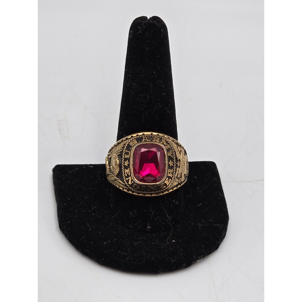 Jostens US Army Engineer Ring Mens Size 11.5 Gold Tone Red Stone Good Condition
